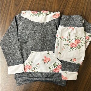 Floral Gray and White Hoodie and Pants Set
